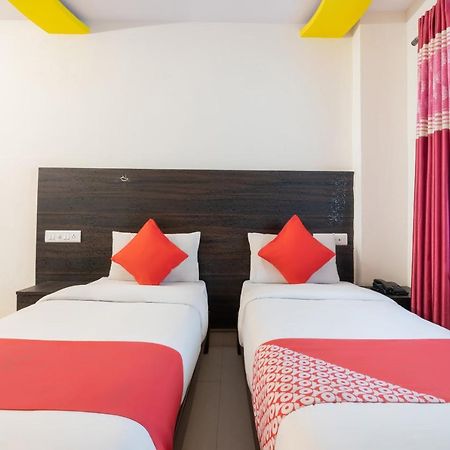 Oyo 13594 Mathrushree Residency Hotel Bangalore Ngoại thất bức ảnh