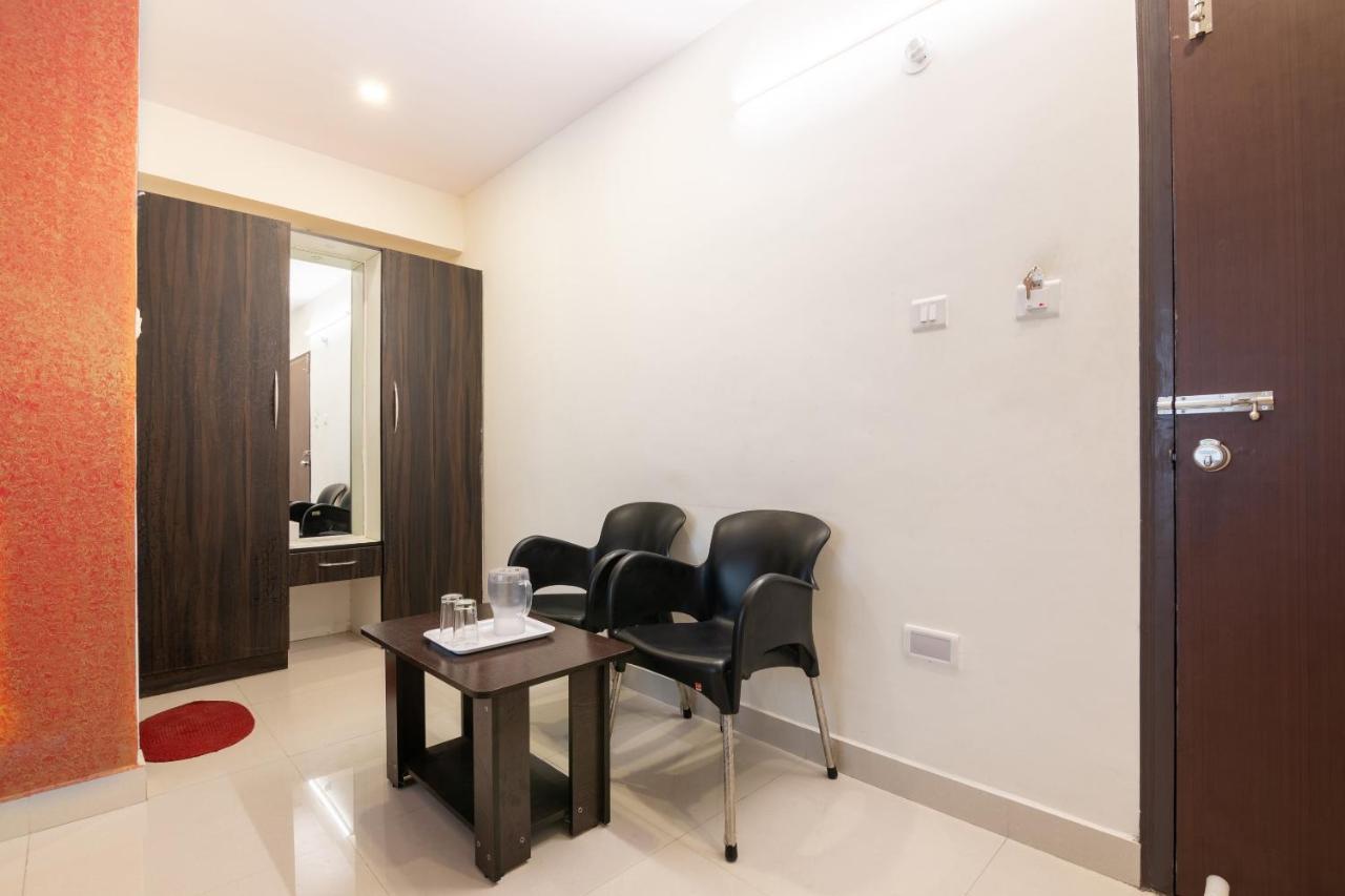 Oyo 13594 Mathrushree Residency Hotel Bangalore Ngoại thất bức ảnh