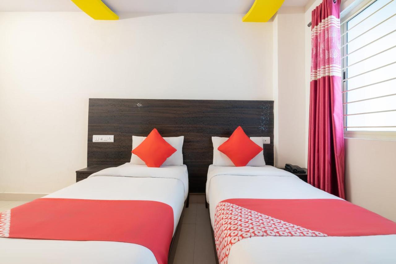 Oyo 13594 Mathrushree Residency Hotel Bangalore Ngoại thất bức ảnh
