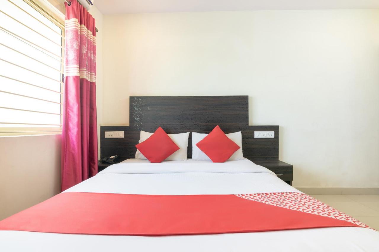 Oyo 13594 Mathrushree Residency Hotel Bangalore Ngoại thất bức ảnh